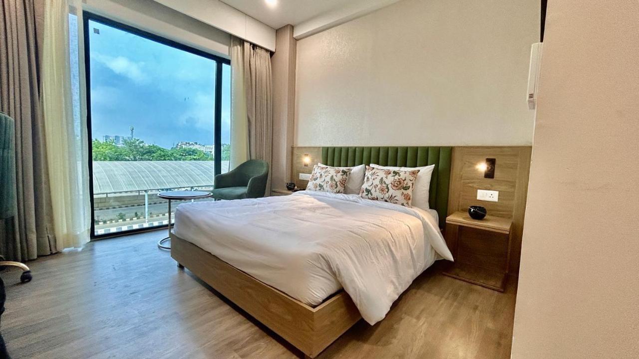 Hotel Limon & Banquet Sector 29, Gurgaon Esterno foto