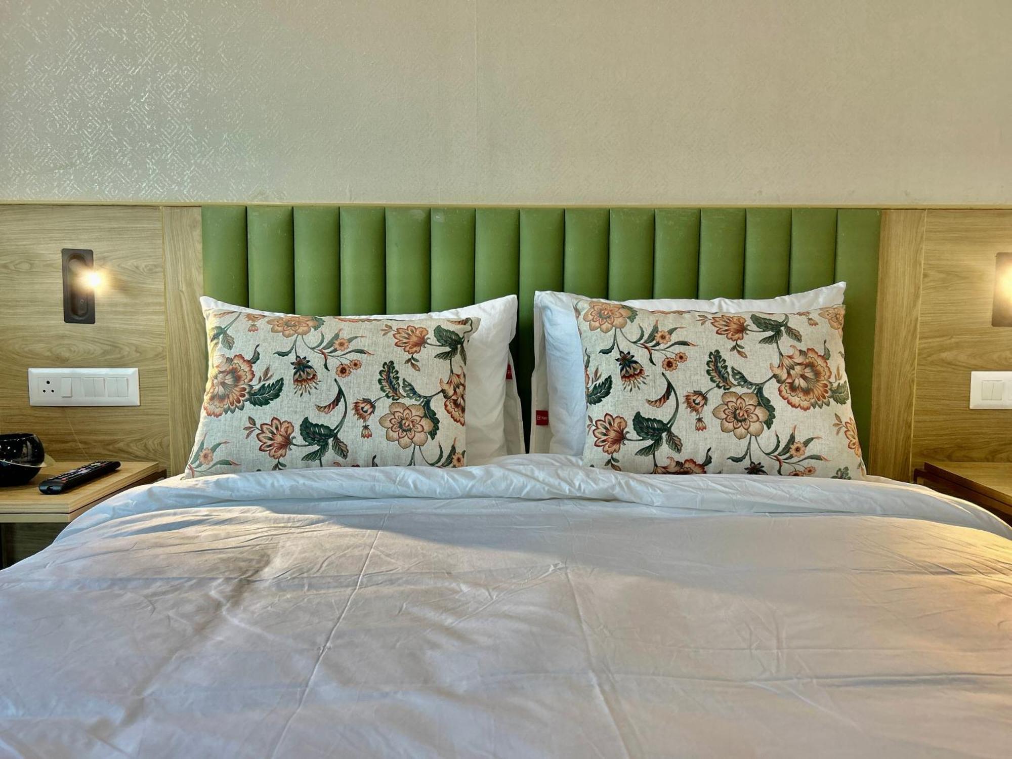 Hotel Limon & Banquet Sector 29, Gurgaon Esterno foto