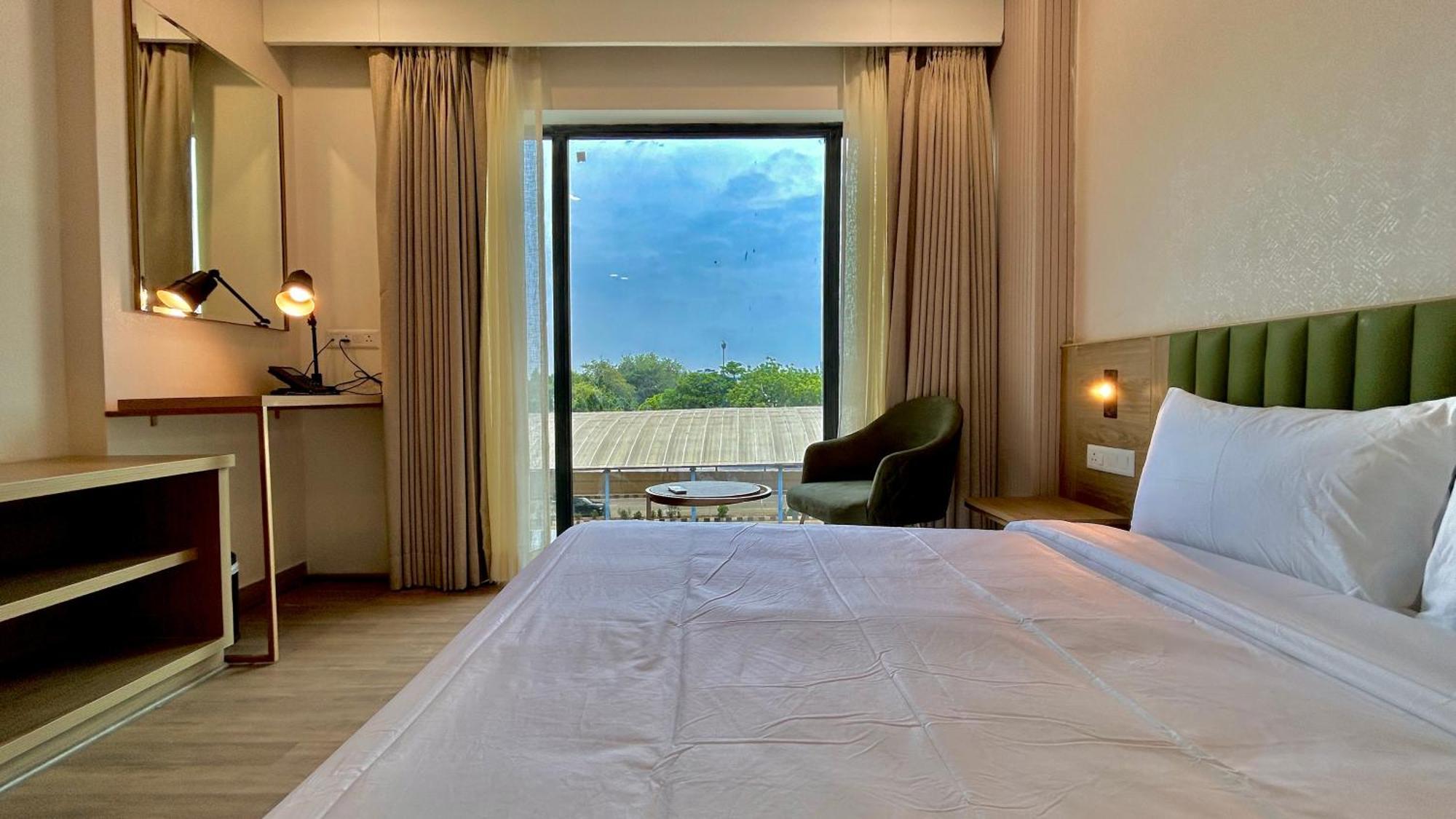 Hotel Limon & Banquet Sector 29, Gurgaon Esterno foto