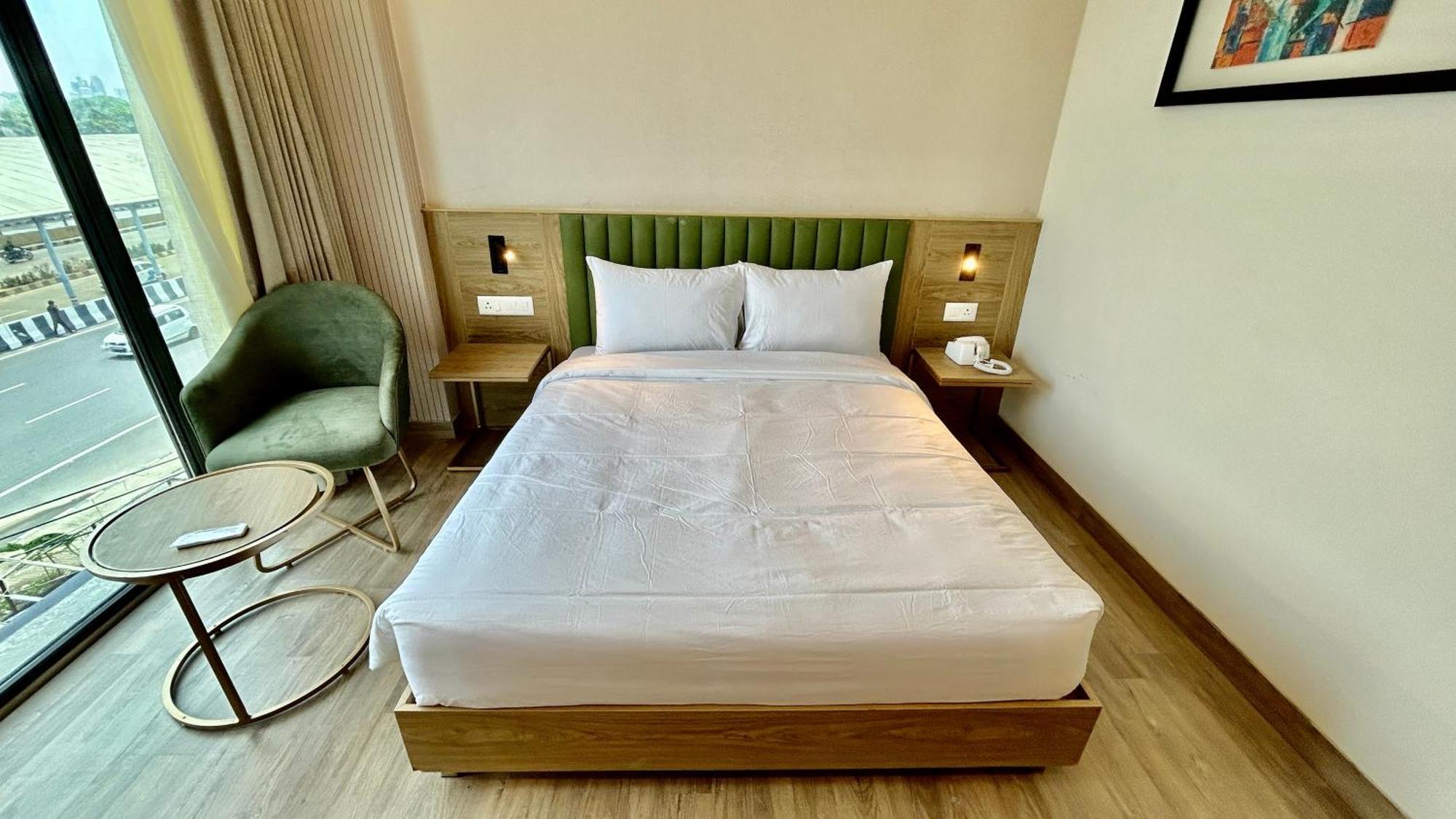 Hotel Limon & Banquet Sector 29, Gurgaon Esterno foto