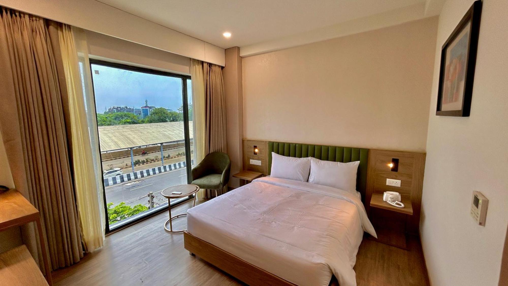 Hotel Limon & Banquet Sector 29, Gurgaon Esterno foto